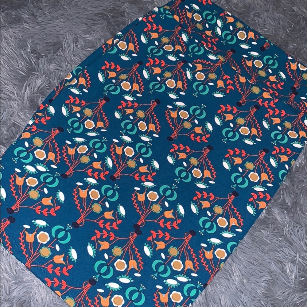 High waisted floral skirt